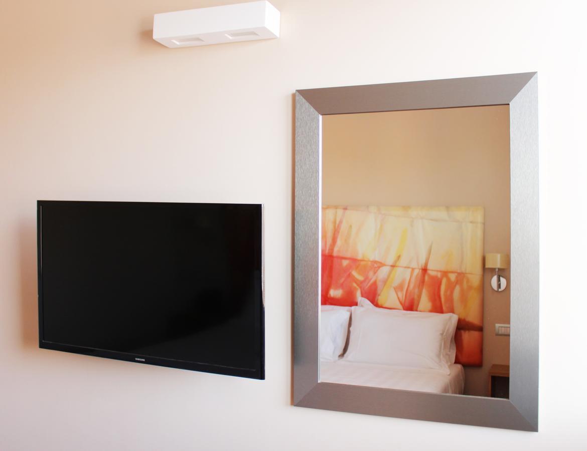 Dolcedorme Garni Hotell Parma Exteriör bild
