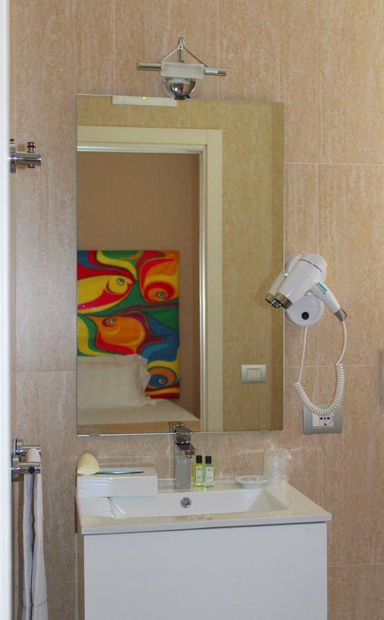 Dolcedorme Garni Hotell Parma Exteriör bild