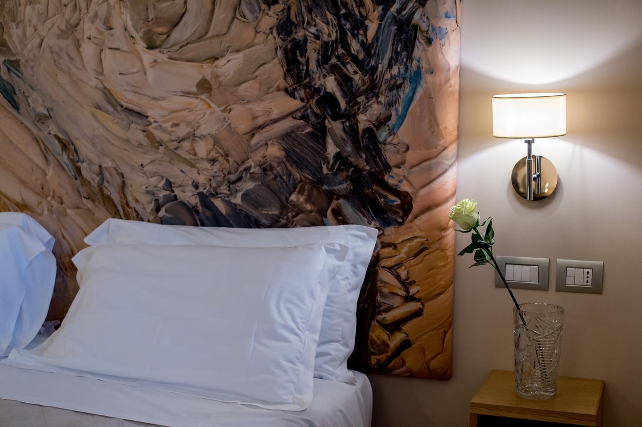 Dolcedorme Garni Hotell Parma Exteriör bild